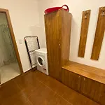 Cedar Next To Lift One Bedroom Daire *