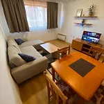 Daire Cedar Next To Lift One Bedroom *