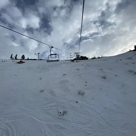 Appartamento Cedar Next To Lift One Bedroom