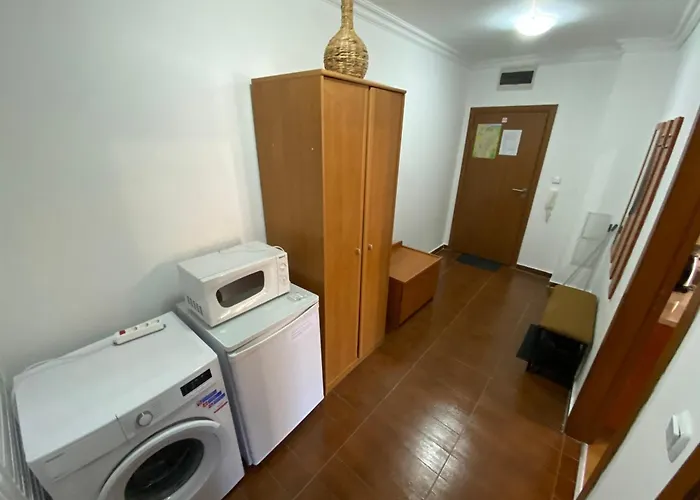 Daire Cedar Next To Lift One Bedroom